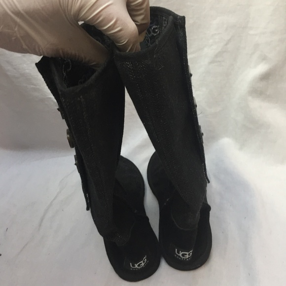 High UGG Black Boots Size: 5 - Picture 3 of 8